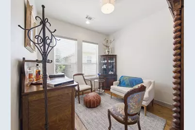 7333 Valley View Lane #305, Dallas, TX 75240 - Photo 11