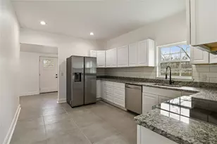 1106 W Chestnut St, Denison, TX 75020 - Photo 11