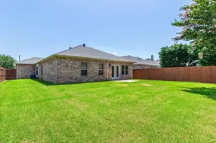 5847 Candlelight Ln, Grand Prairie, TX 75052 - Photo 31