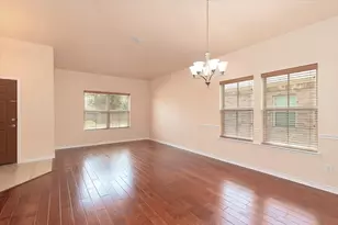 5847 Candlelight Ln, Grand Prairie, TX 75052 - Photo 7