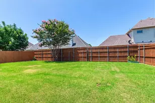 5847 Candlelight Ln, Grand Prairie, TX 75052 - Photo 33