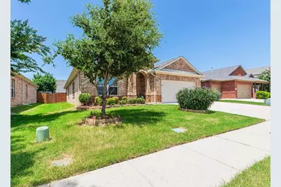 5847 Candlelight Lane, Grand Prairie, TX 75052 - Photo 3