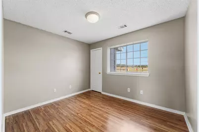 1004 Creekside Drive, Mesquite, TX 75181 - Photo 15