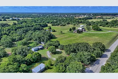 864 Upper Montague Road, Bowie, TX 76230 - Photo 35