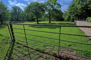 864 Upper Montague Rd, Bowie, TX 76230 - Photo 29