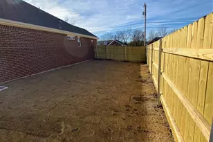 1709 Wright St, Greenville, TX 75401 - Photo 15