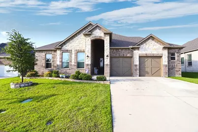 910 Park Vista Drive, Justin, TX 76247 - Photo 1