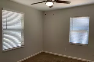 1107 Oxford St, River Oaks, TX 76114 - Photo 7