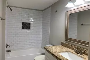 1107 Oxford St, River Oaks, TX 76114 - Photo 13