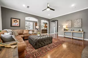 8312 Victoria Ln, Lantana, TX 76226 - Photo 11