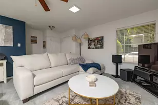 836 Chateau Valee Cir, Bedford, TX 76022 - Photo 5