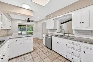 3763 Vinecrest Dr, Dallas, TX 75229 - Photo 11