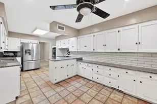 3763 Vinecrest Dr, Dallas, TX 75229 - Photo 13
