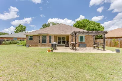 112 Bullava Court, Crowley, TX 76036 - Photo 29