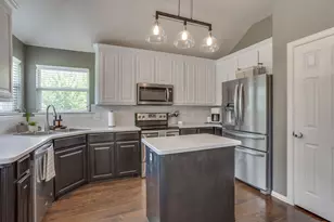 112 Bullava Ct, Crowley, TX 76036 - Photo 11