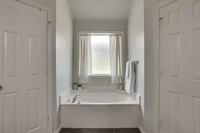 112 Bullava Court, Crowley, TX 76036 - Photo 17