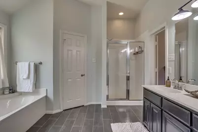 112 Bullava Court, Crowley, TX 76036 - Photo 19