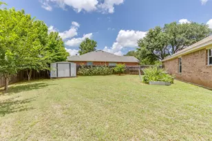 112 Bullava Ct, Crowley, TX 76036 - Photo 31