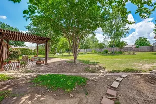 511 N Hardeman Cir, Justin, TX 76247 - Photo 19