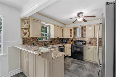 7609 Lake Highlands Drive, Fort Worth, TX 76179 - Photo 13