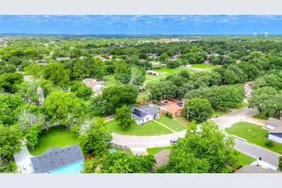 6901 Briardale Drive, North Richland Hills, TX 76182 - Photo 37
