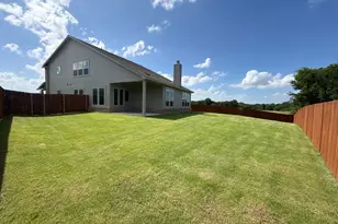 1233 Frio Dr, Springtown, TX 76082 - Photo 11