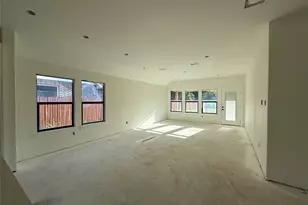 409 Smith Rd, Springtown, TX 76082 - Photo 5