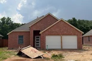 409 Smith Rd, Springtown, TX 76082 - Photo 1