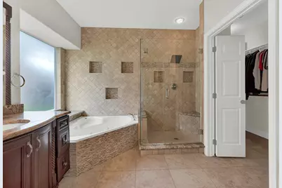 1701 Shadow Brook Trail, Garland, TX 75043 - Photo 13