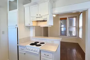 109 NW 20th St, Fort Worth, TX 76164 - Photo 7