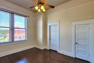 109 NW 20th St, Fort Worth, TX 76164 - Photo 13