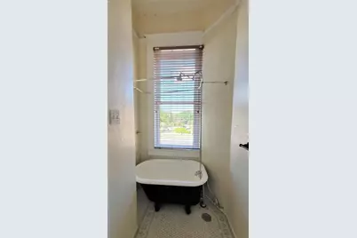 109 NW 20th Street #201, Fort Worth, TX 76164 - Photo 15