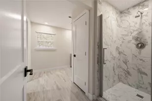 2127 Los Robles St, Grapevine, TX 76051 - Photo 25