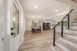 2127 Los Robles St, Grapevine, TX 76051 - Photo 9