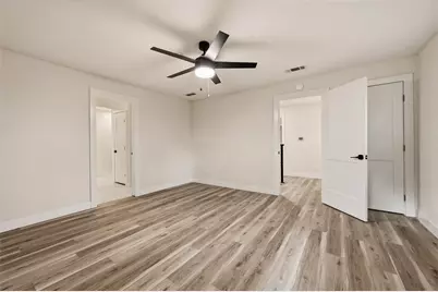 2127 Los Robles Street, Grapevine, TX 76051 - Photo 23