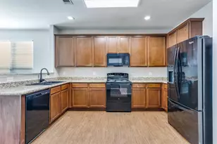 8453 Shallow Creek Dr, Fort Worth, TX 76179 - Photo 5