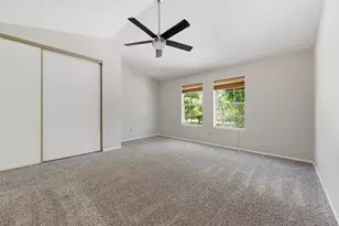 107 Churchill Ln, Euless, TX 76039 - Photo 13