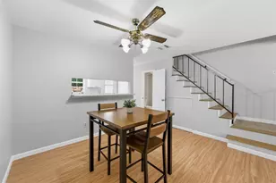 107 Churchill Ln, Euless, TX 76039 - Photo 5