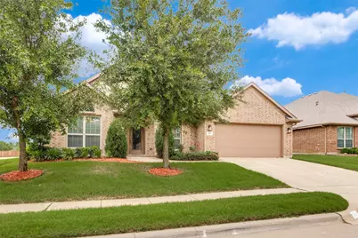 27 Oakridge Lane, Edgecliff Village, TX 76134 - Photo 1