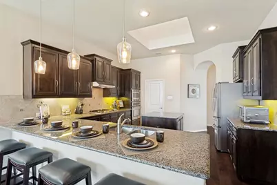 27 Oakridge Lane, Edgecliff Village, TX 76134 - Photo 11