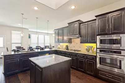 27 Oakridge Lane, Edgecliff Village, TX 76134 - Photo 13