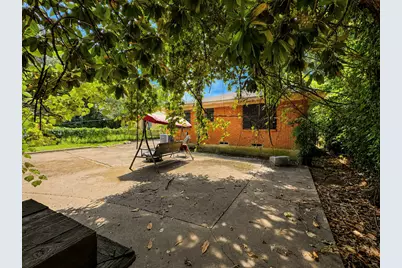 3023 Carpenter Avenue, Dallas, TX 75215 - Photo 25