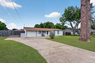 7701 Buck St, North Richland Hills, TX 76182 - Photo 1