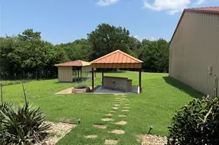 2627 Co Rd 722, McKinney, TX 75069 - Photo 37