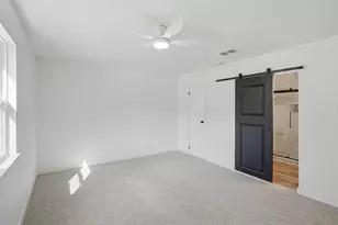 1727 W Doyle St, Granbury, TX 76048 - Photo 17