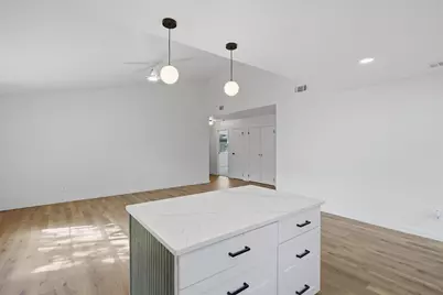 1727 W Doyle Street, Granbury, TX 76048 - Photo 15