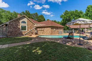 102 Kings Pl, Joshua, TX 76058 - Photo 5