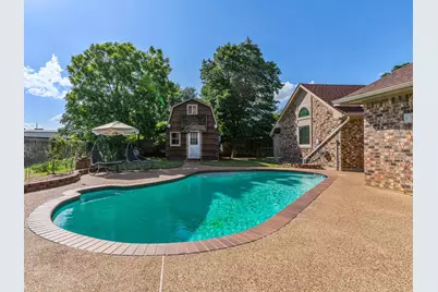 102 Kings Place, Joshua, TX 76058 - Photo 1