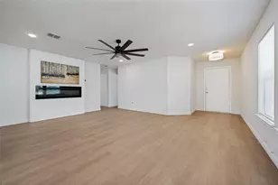 700 Capricorn St, Cedar Hill, TX 75104 - Photo 7