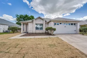 700 Capricorn St, Cedar Hill, TX 75104 - Photo 1